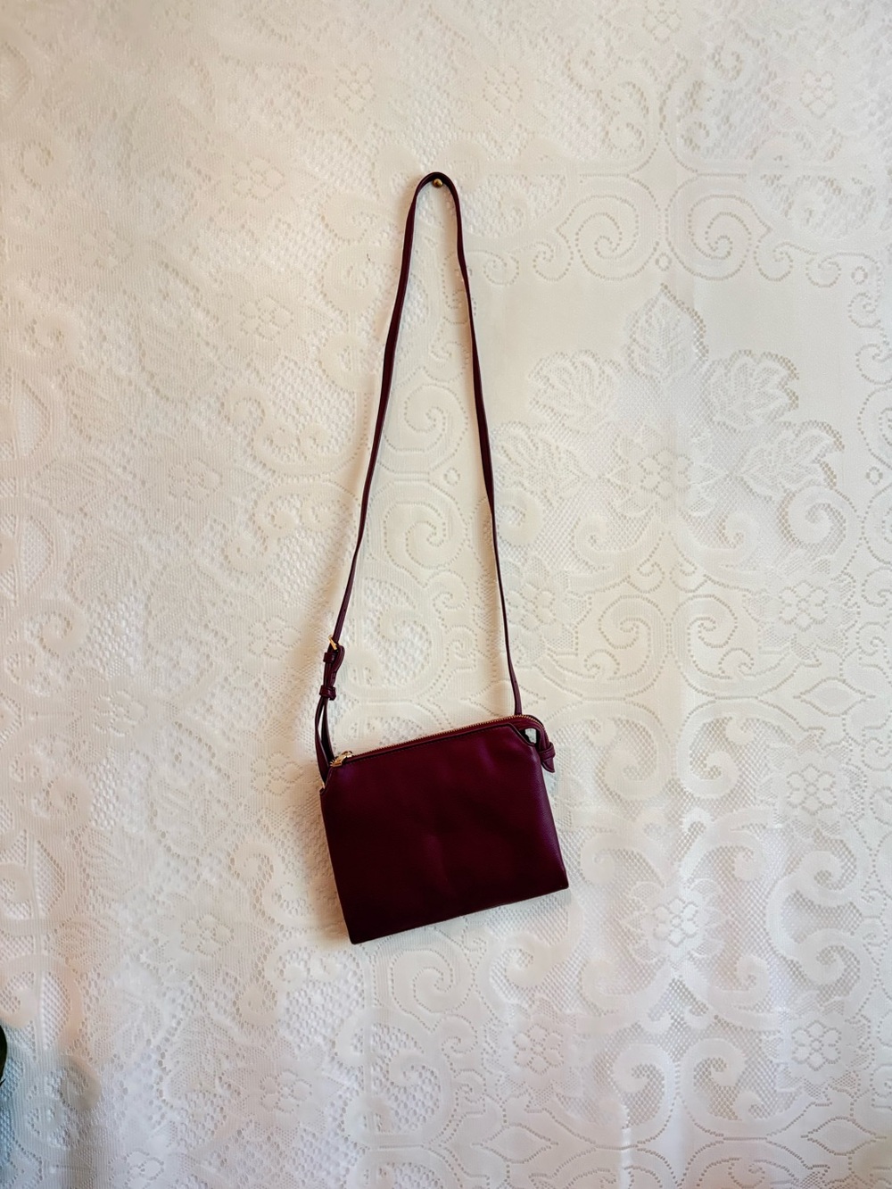 Women’s Crossbody Bag in Deep Burgundy